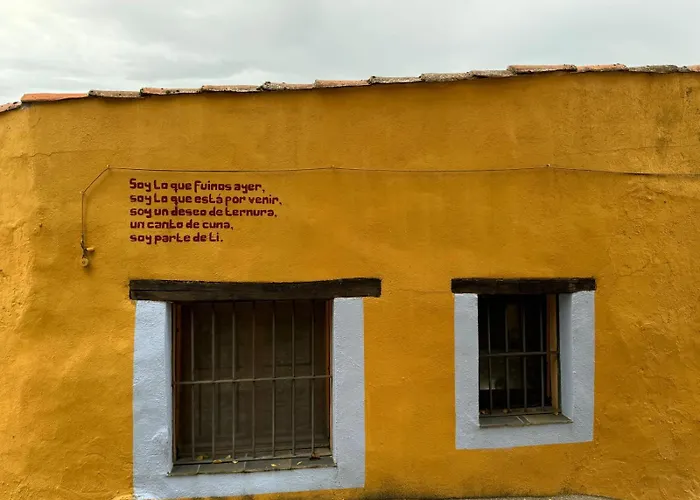 Casa rural La Jara De Villuercas Cabañas del Castillo